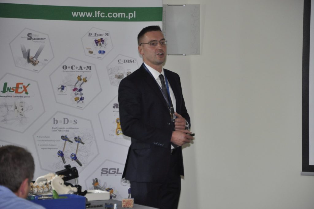 Przedstawienie przez dr M. Rocławskiego metodologii weryfikacji i kwalifikowania pacjentów.